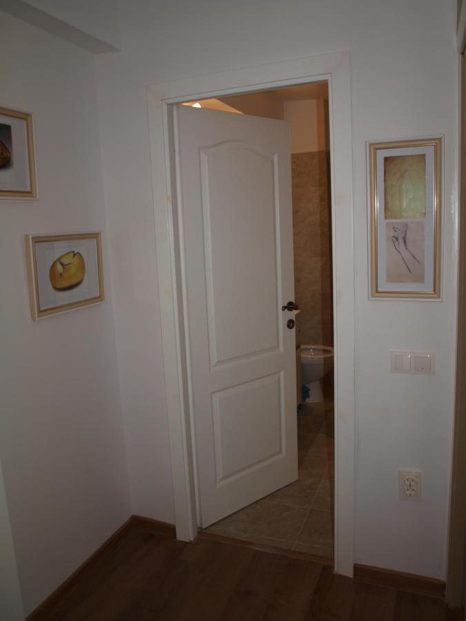 Amavera Apartment Târgu Jiu Extérieur photo