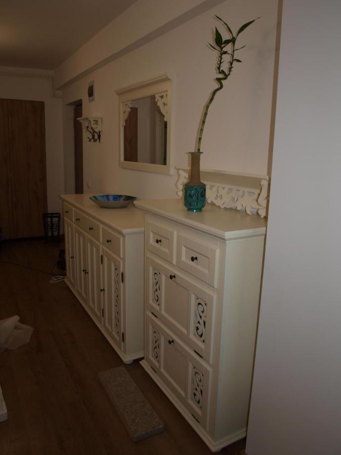 Amavera Apartment Târgu Jiu Extérieur photo